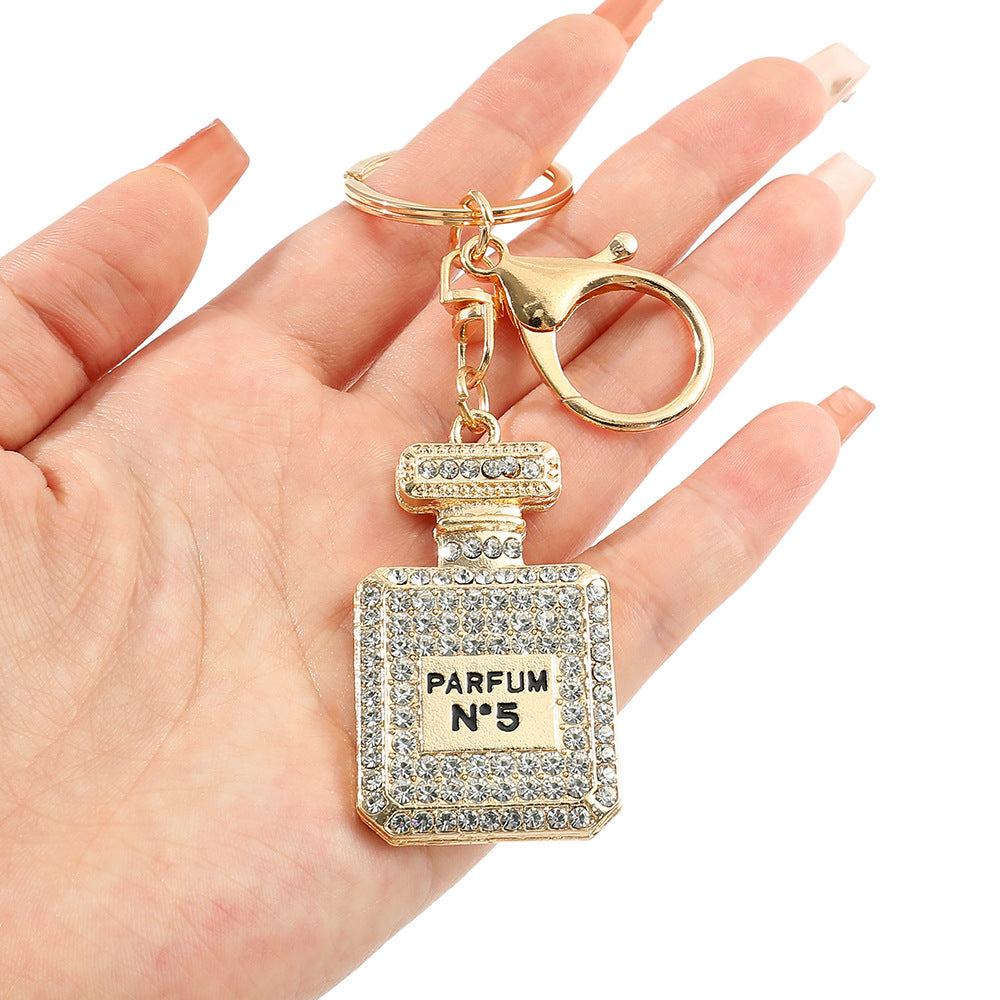 Wholesale creative fashion rhinestone car pendant keychain